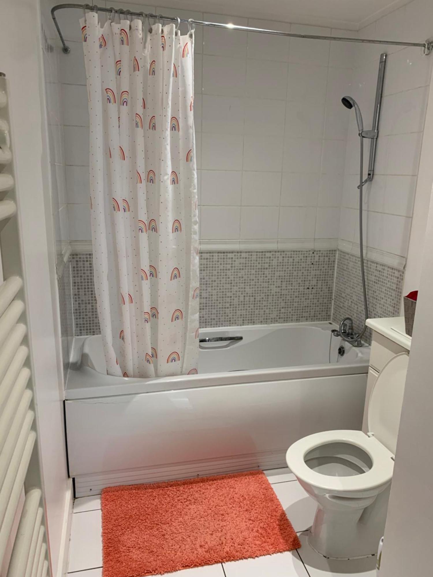 Room In Stratford With Private Bathroom And Parking Londra Dış mekan fotoğraf